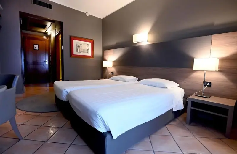 Hotel Sun Flower, Milano — Milano, Itali — foto 7 nga 8