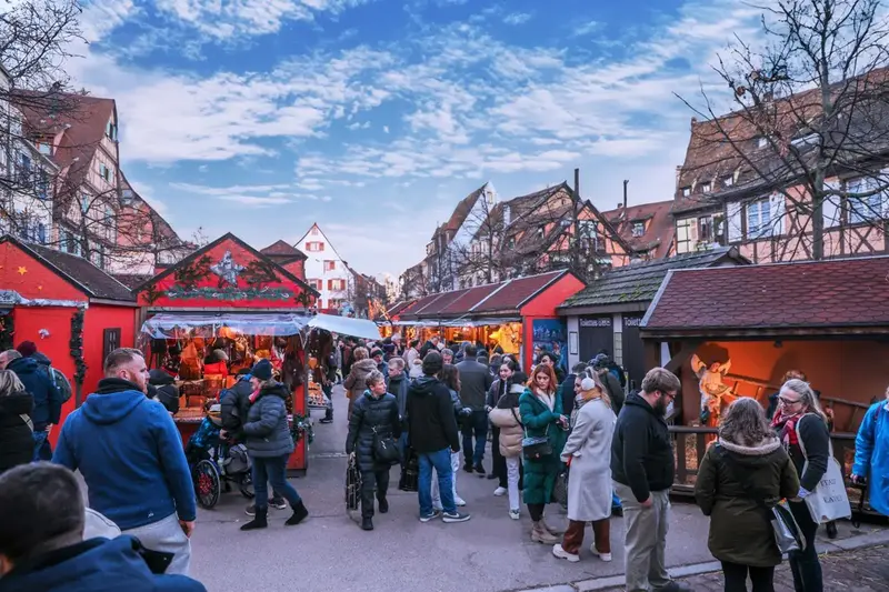 Colmar, tregu i Krishtlindjeve — Colmar, Francë — foto 3 nga 9