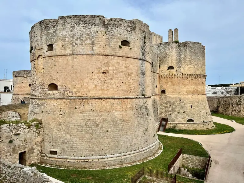 Alberobello, Otranto dhe Taranto — Alberobello, Otranto dhe Taranto — foto 5 nga 7