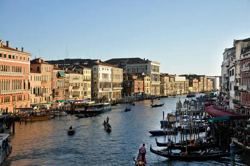 Udhëtim studentor: Venecia, Verona, Milano dhe Liqeni Como
