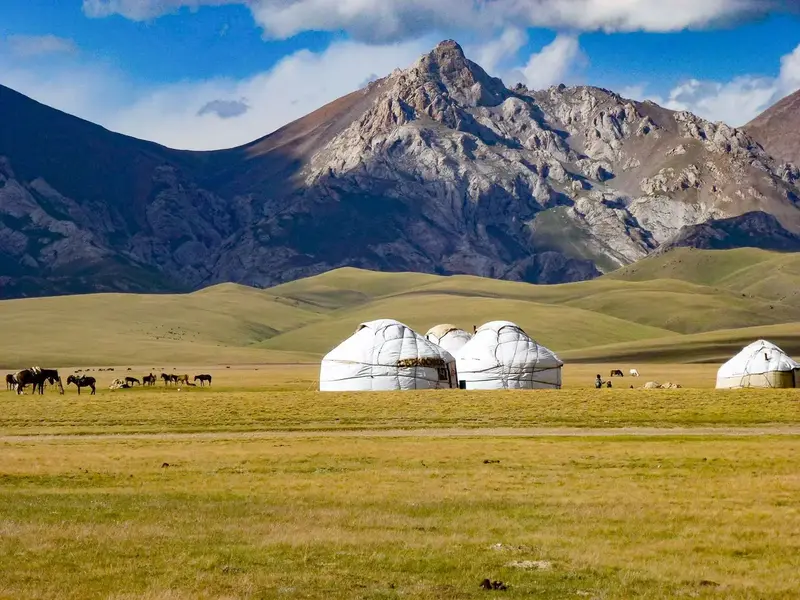 Kirgistan – Mbretëria e Maleve — Kirgistan — foto 4 nga 6