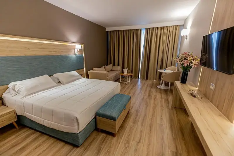 Hotel Regina Blue, Radhimë — Vlorë – Tiranë — foto 7 nga 9