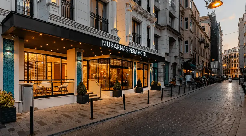 Mukarnas Pera Hotel, Stamboll