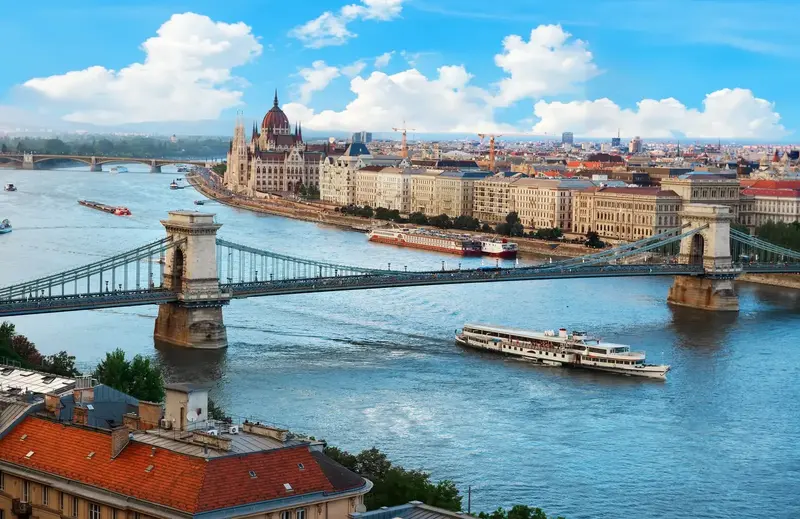 Budapest, 4 ditë
