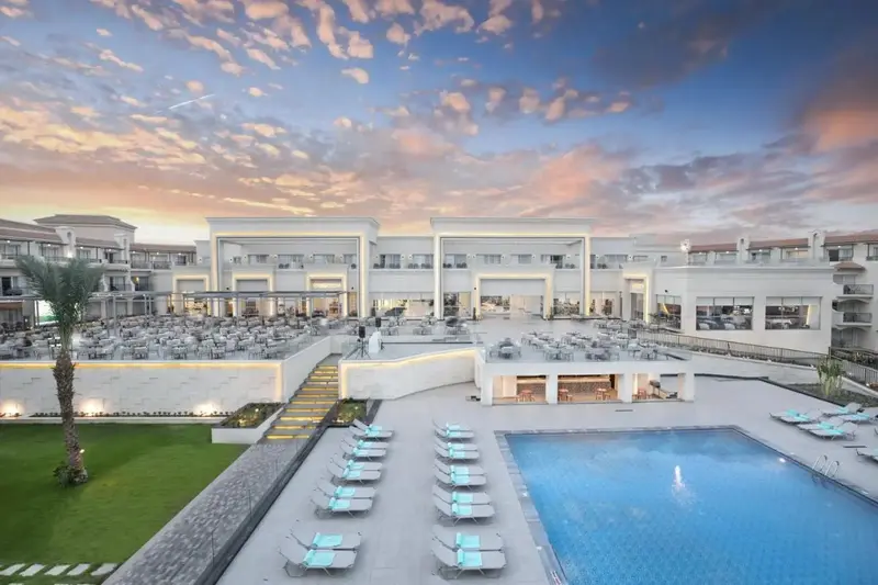The V Luxury Resort, Hurghada