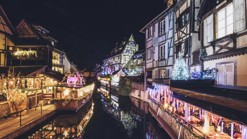 Colmar, tregu i Krishtlindjeve — Colmar, Francë — foto 9 nga 9
