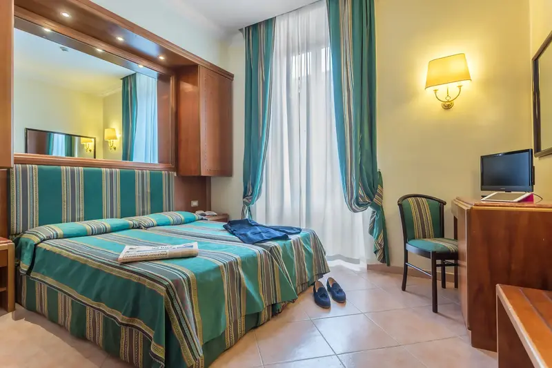 Raeli Hotel Floridia, Romë