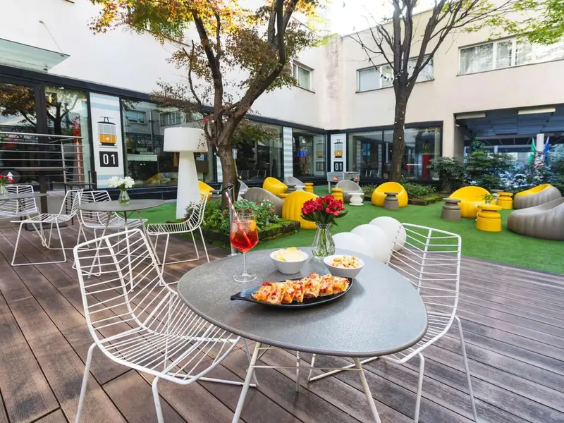 Ibis Milano Centro, Milano