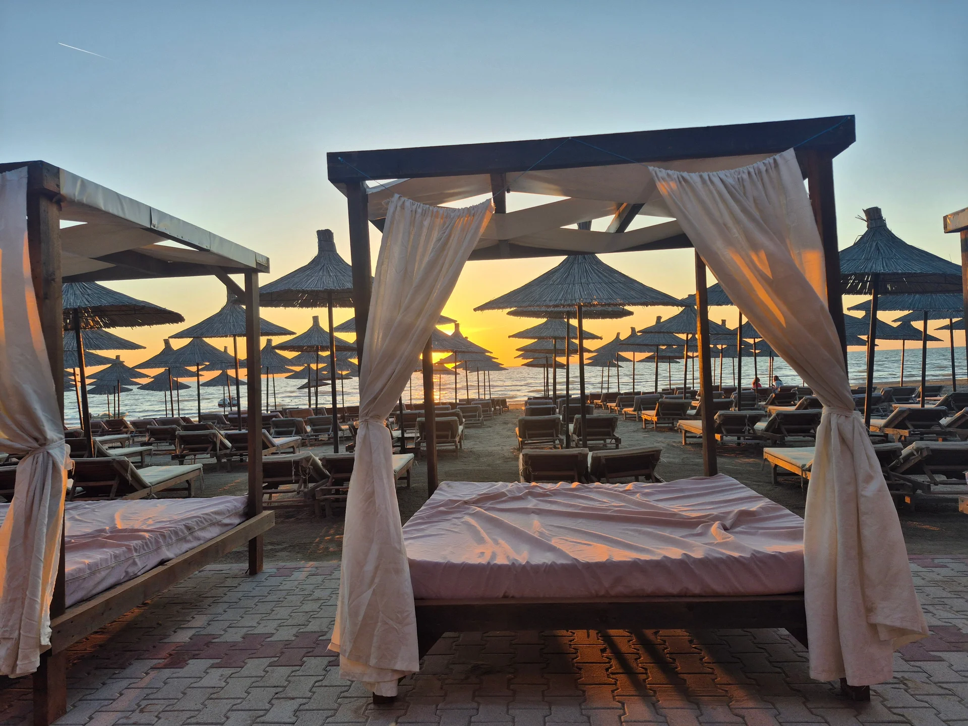 Lotus Resort, Kavajë