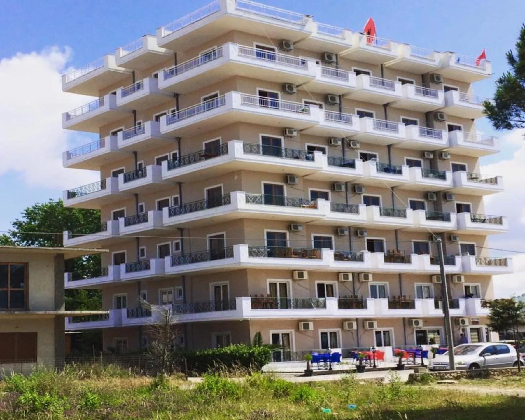 Hotel Erjani, Velipojë