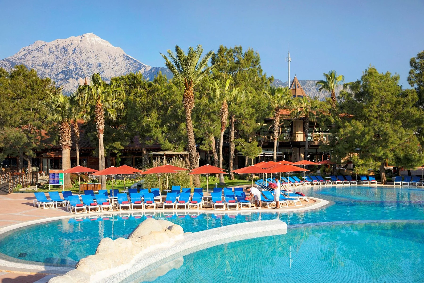 Marti Myra, Kemer