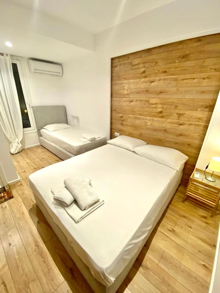 Hotel Aulona, Sarandë