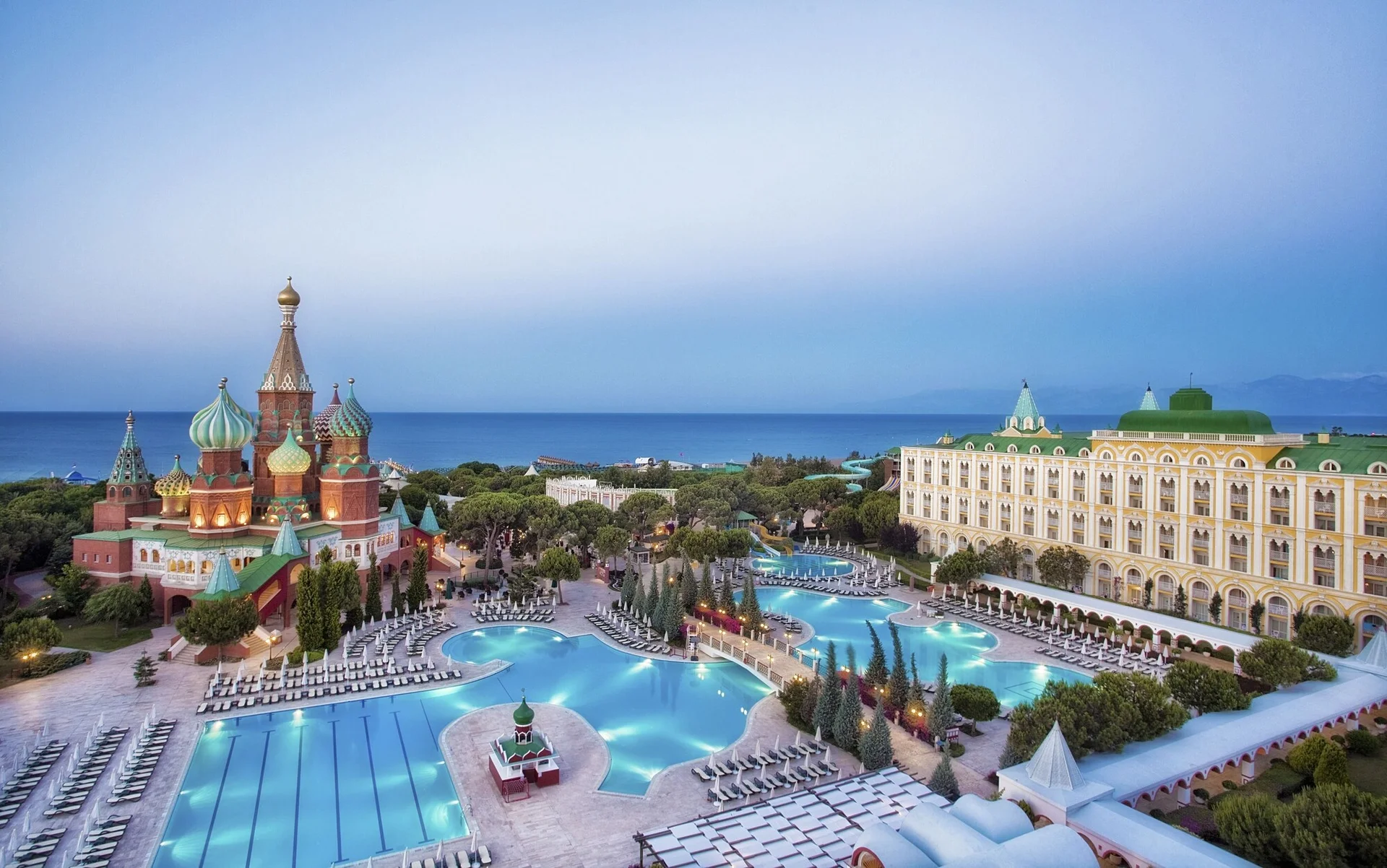 Kremlin Palace 5*, Antalya