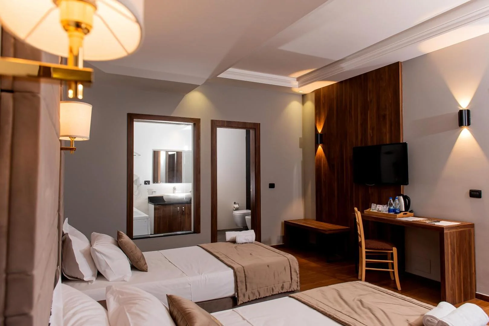Hotel Rafaelo Executive, Shëngjin