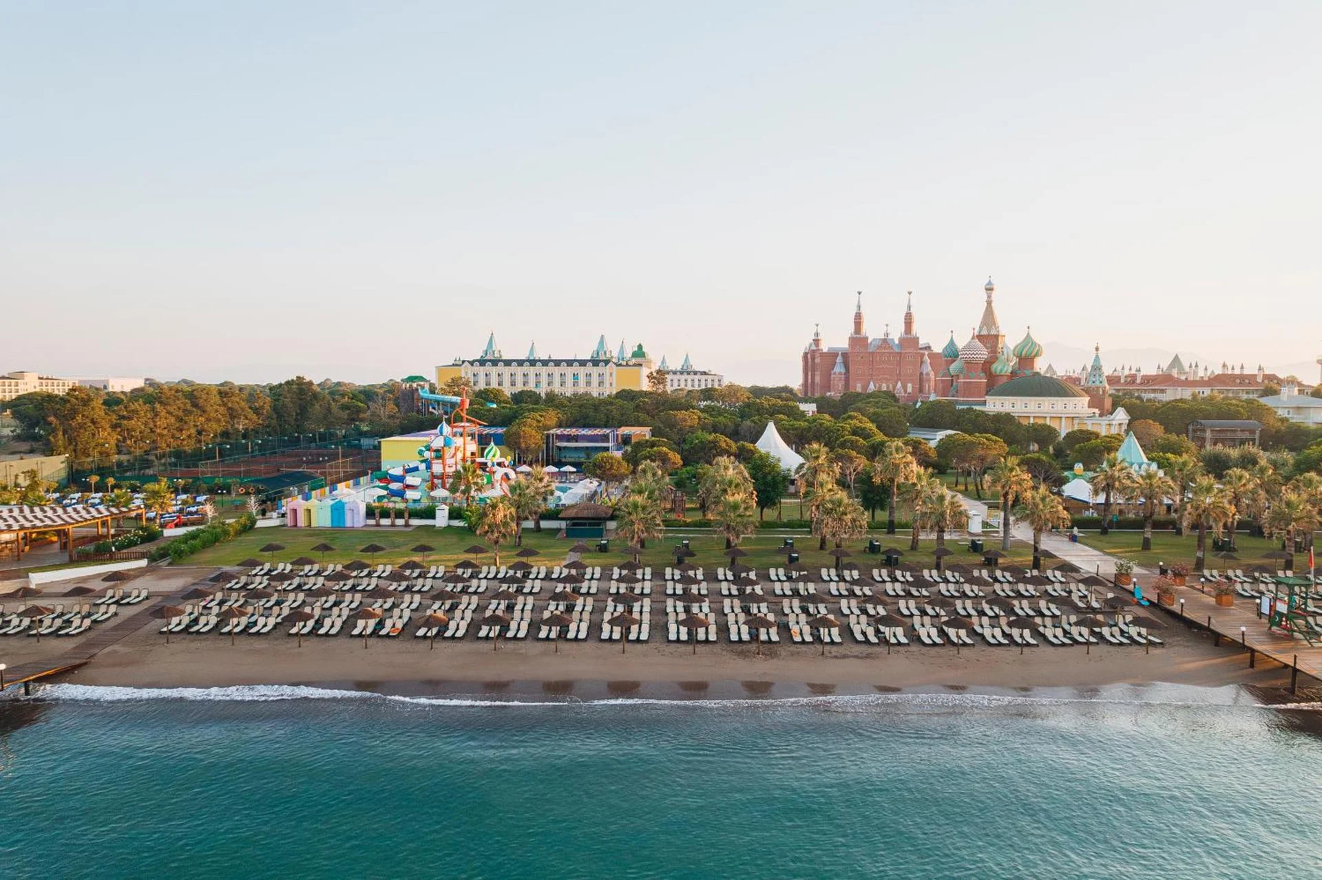 Kremlin Palace, Antalya