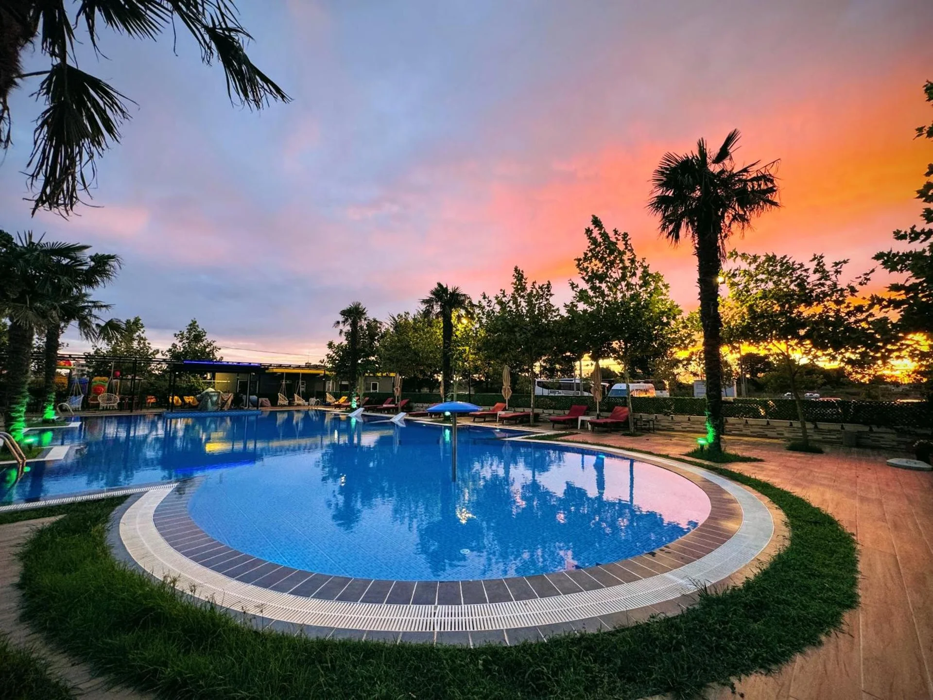 Hotel Qetësia, Velipojë