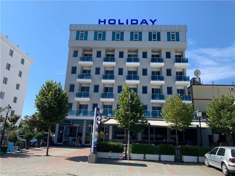 Hotel Holiday, Velipojë