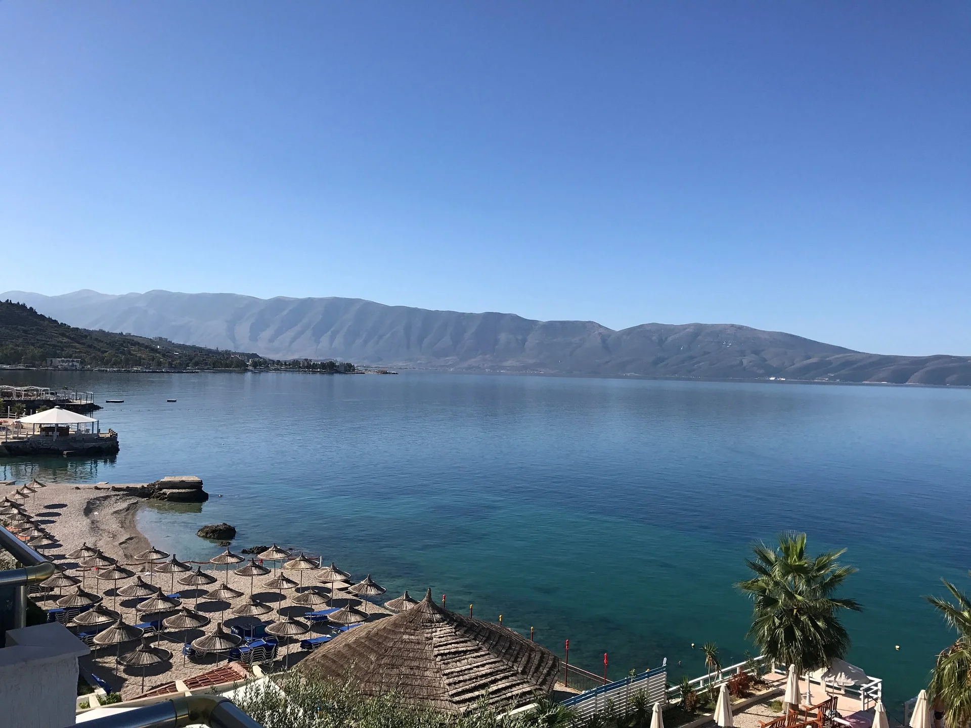 Coral Hotel & Resort, Radhimë