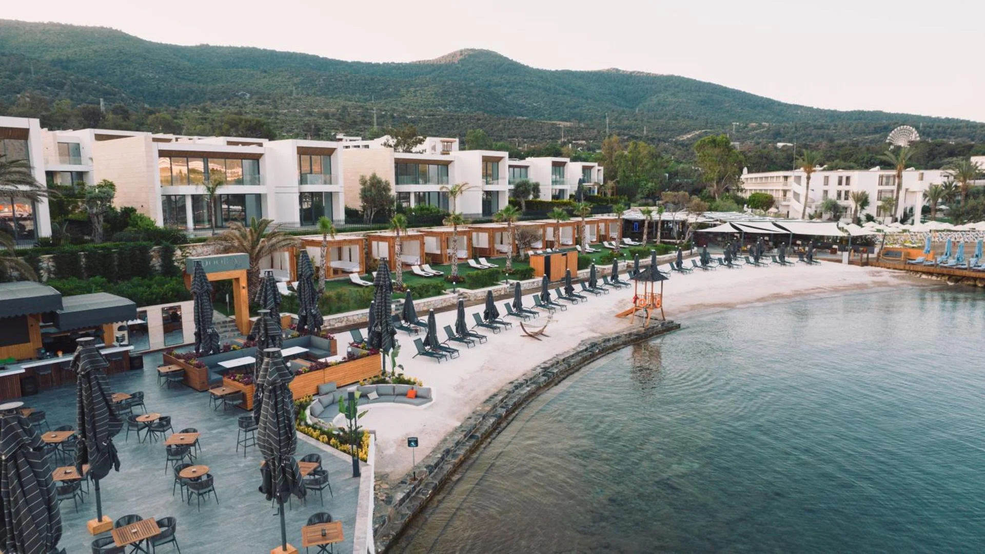 The Norm Collection Door'a, Bodrum