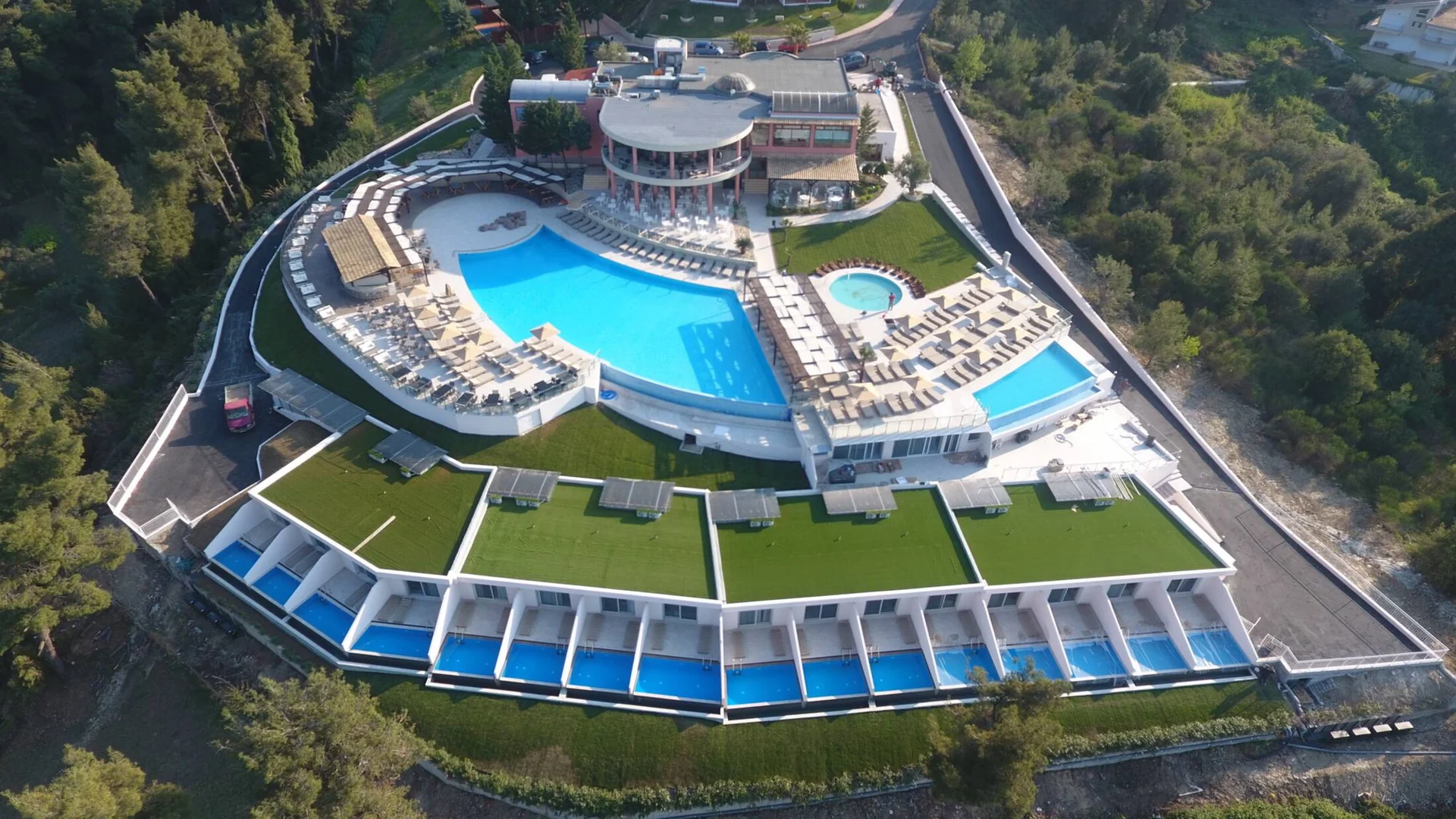 Alia Palace, Halkidiki