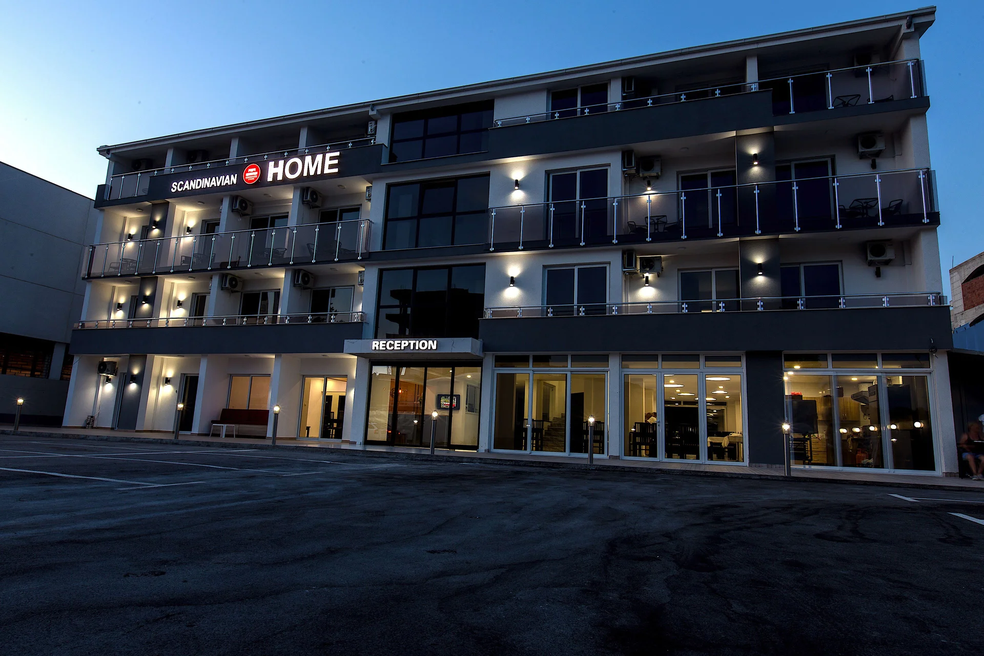 Hotel Scandinavian, Ulqin