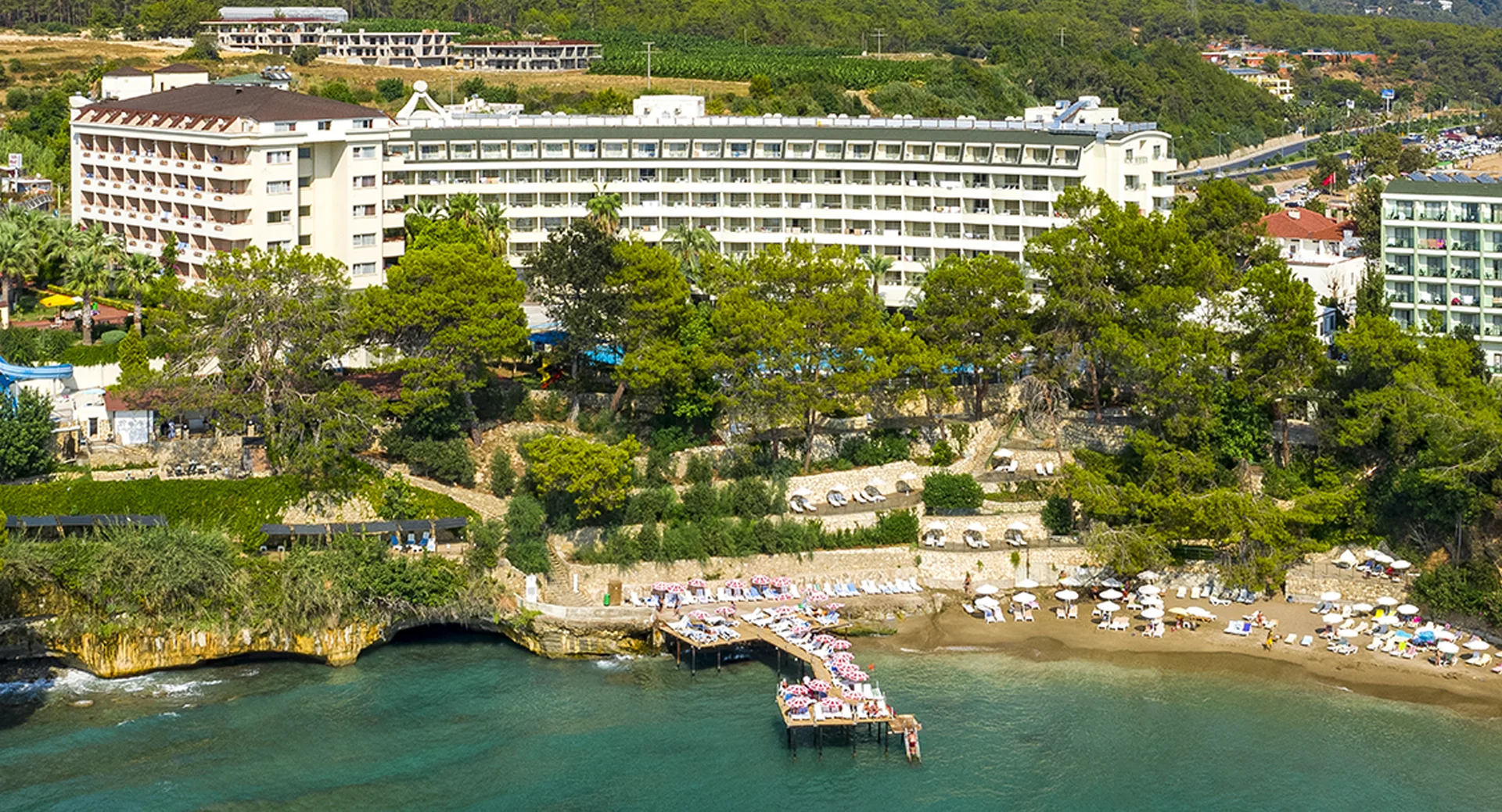 Utopia Beach Club 5, Side