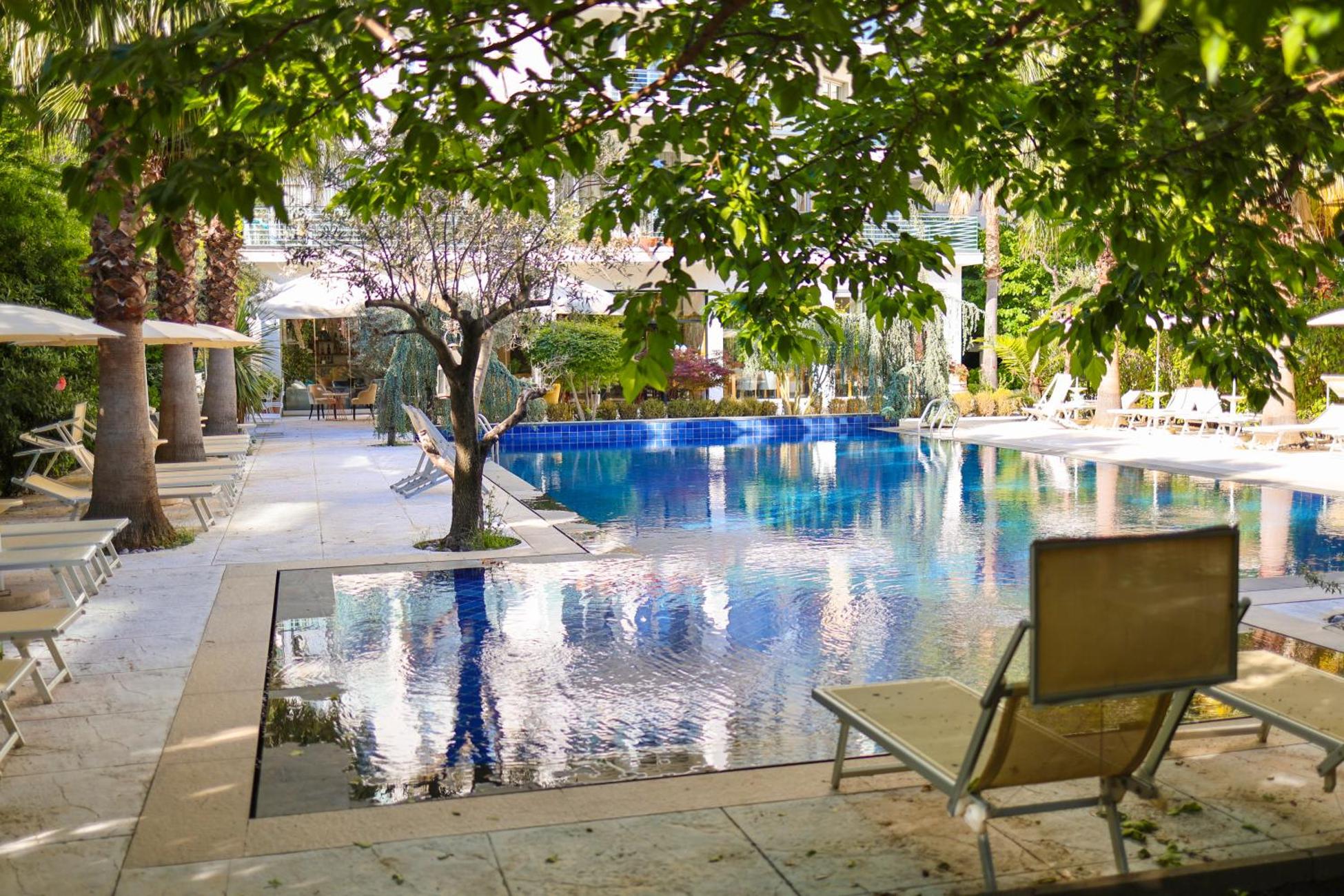 Mille Amici Hotel, Shëngjin
