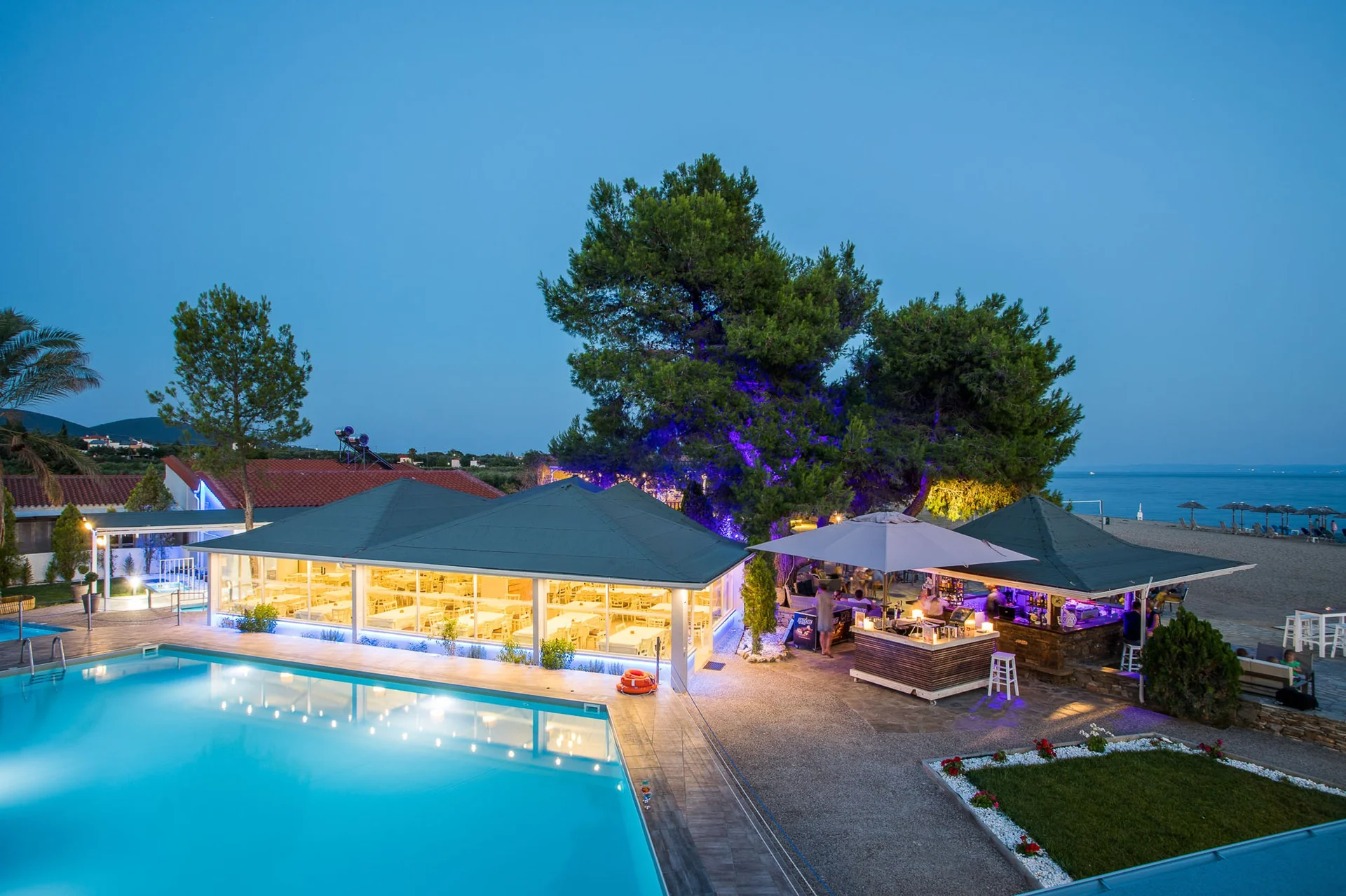 Coral Blue Beach Hotel 4*, Halkidiki