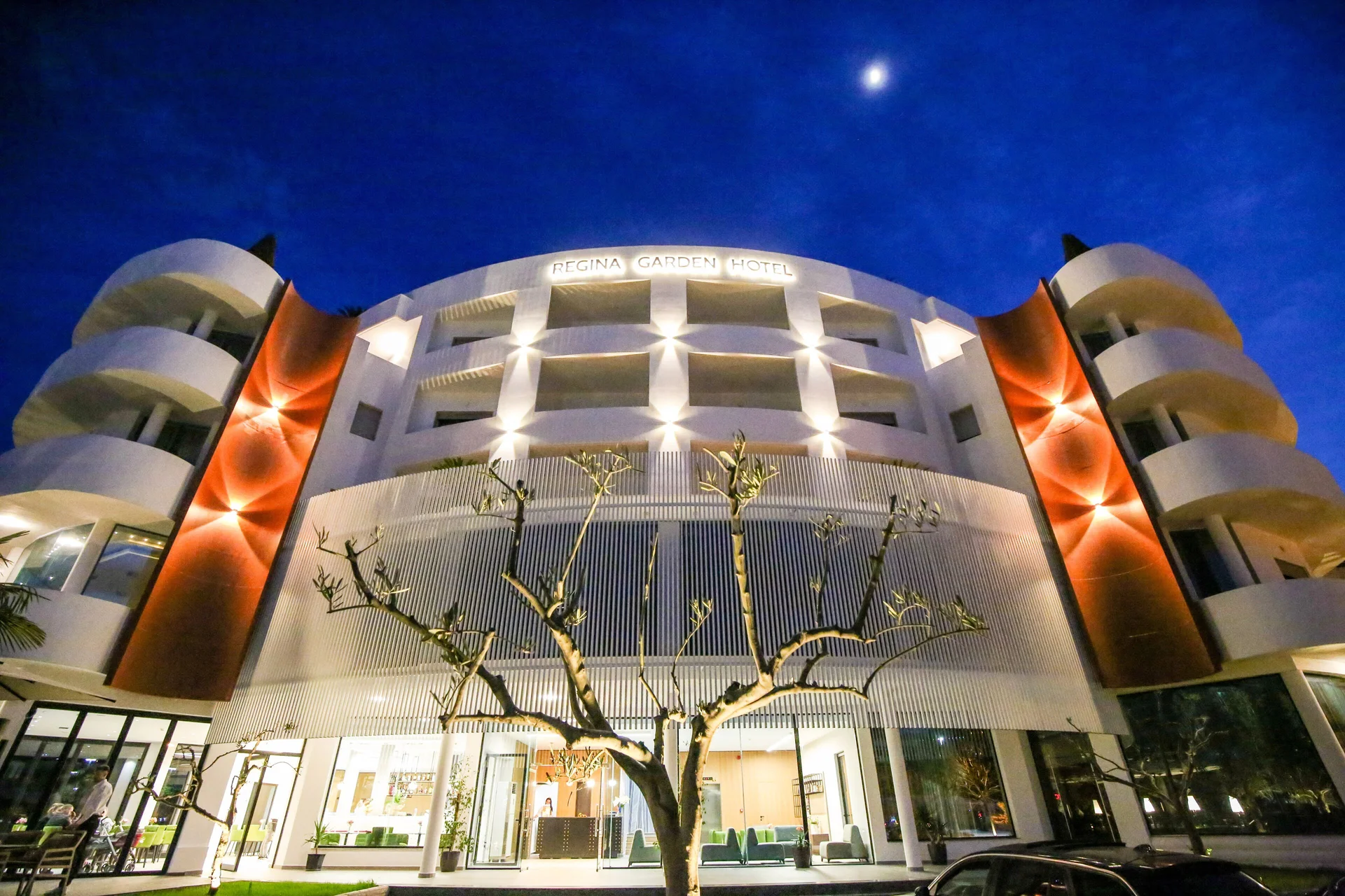 Regina Garden Hotel — Vlorë, Oferta Verore 2026