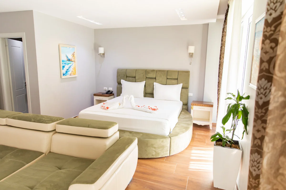 Hotel Wilson, Shëngjin