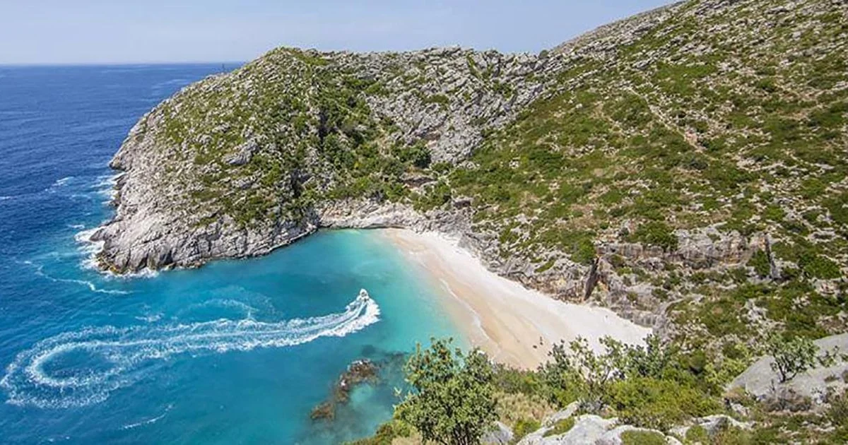Vlorë – Sazan – Karaburun