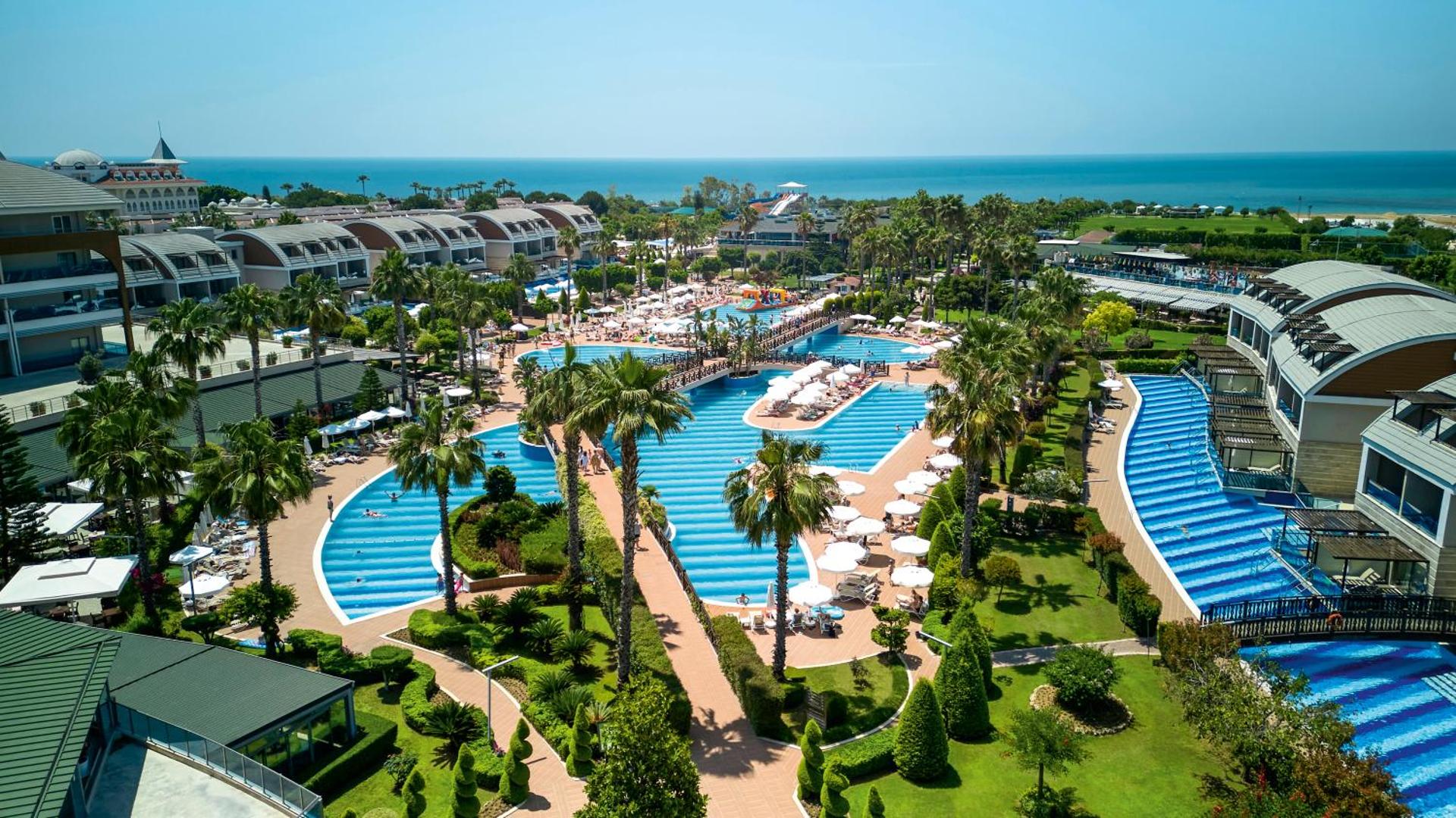 TUI Magic Life Jacaranda, Side