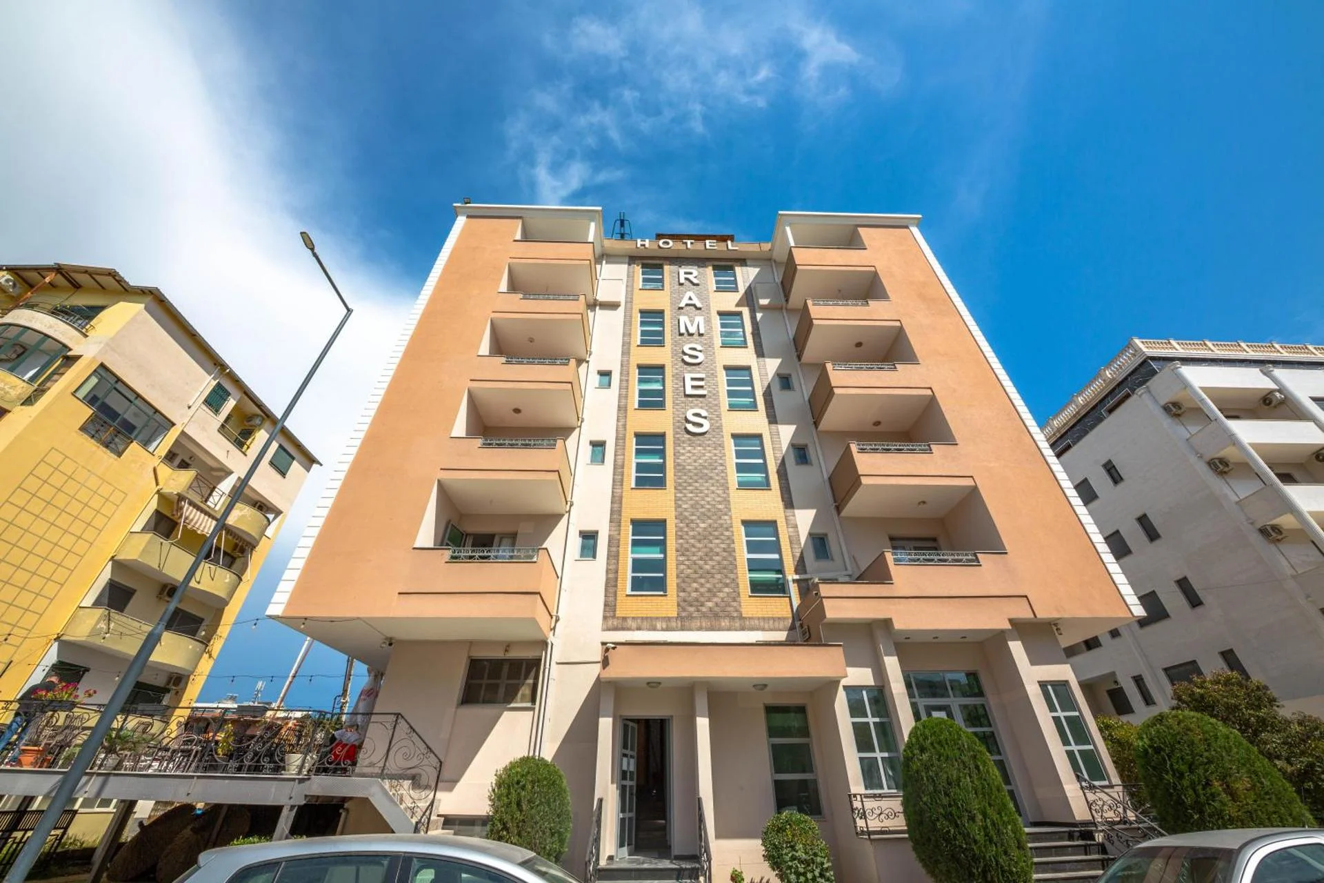 Hotel Ramses, Golem-Durrës
