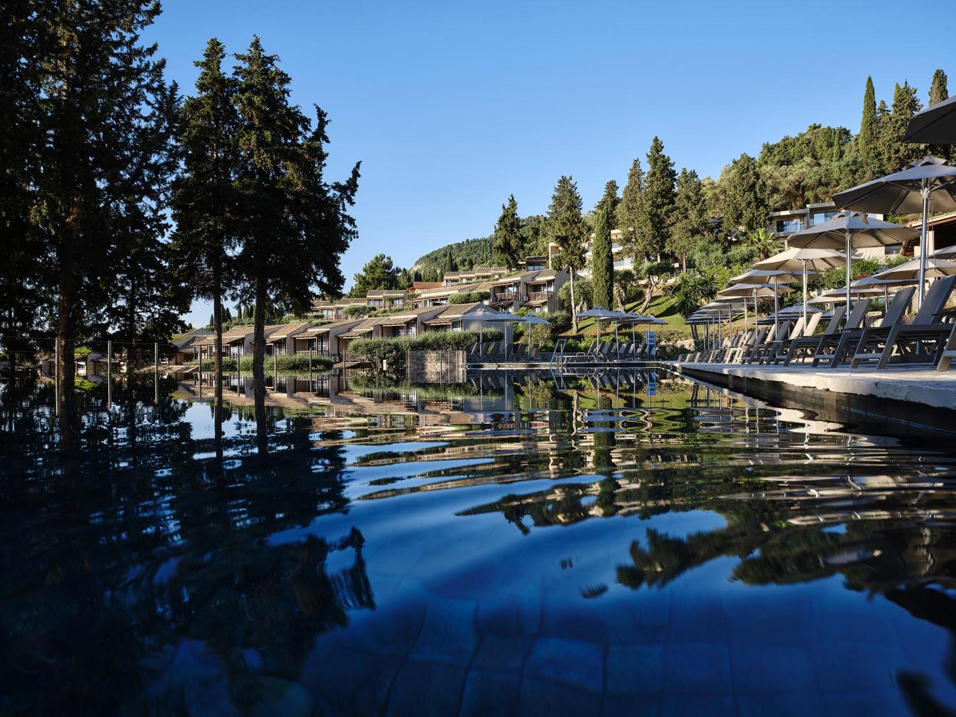 Aeolos Beach Resort 4, Korfuz