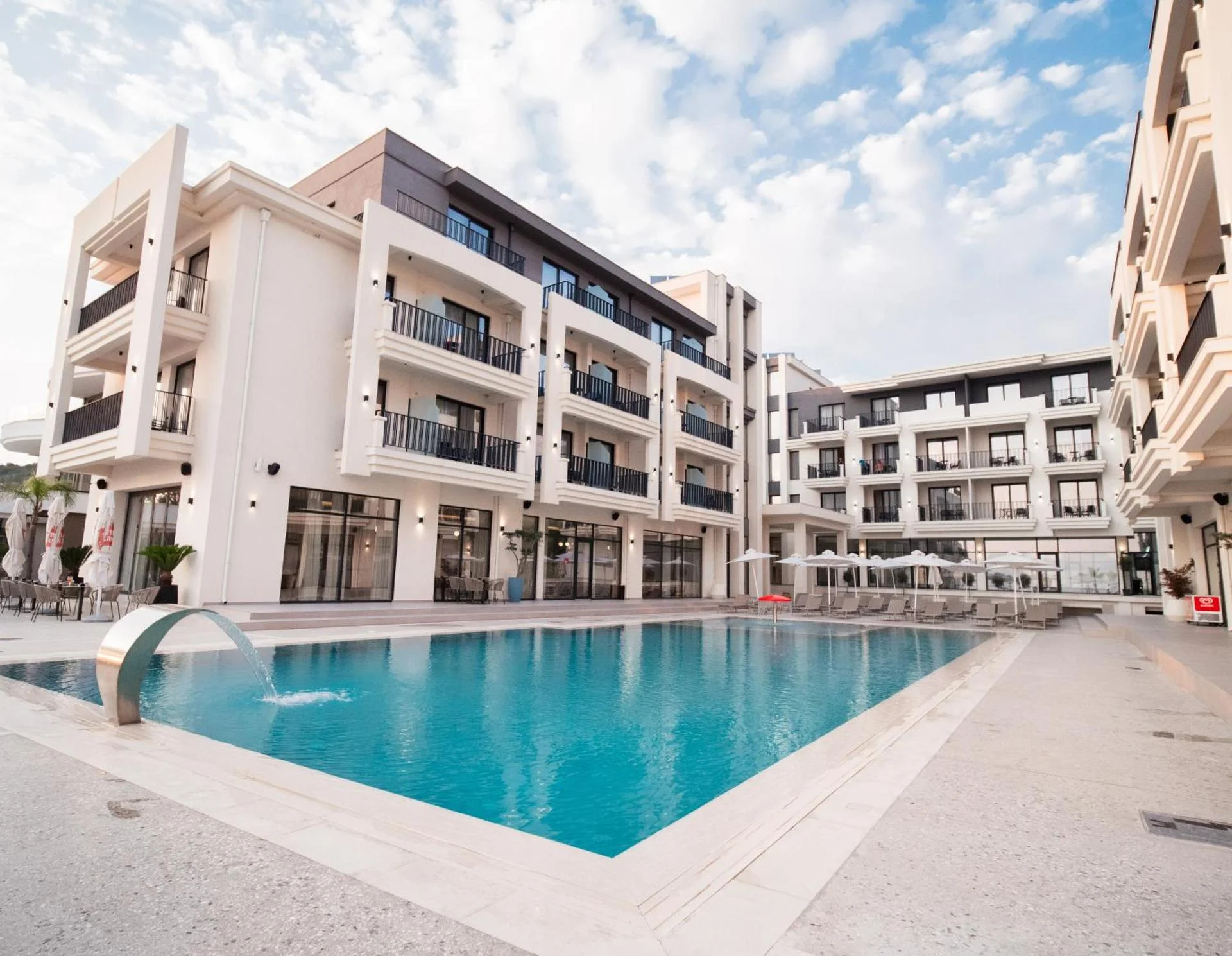 Jost Caravel Hotel, Vlorë (Radhimë)