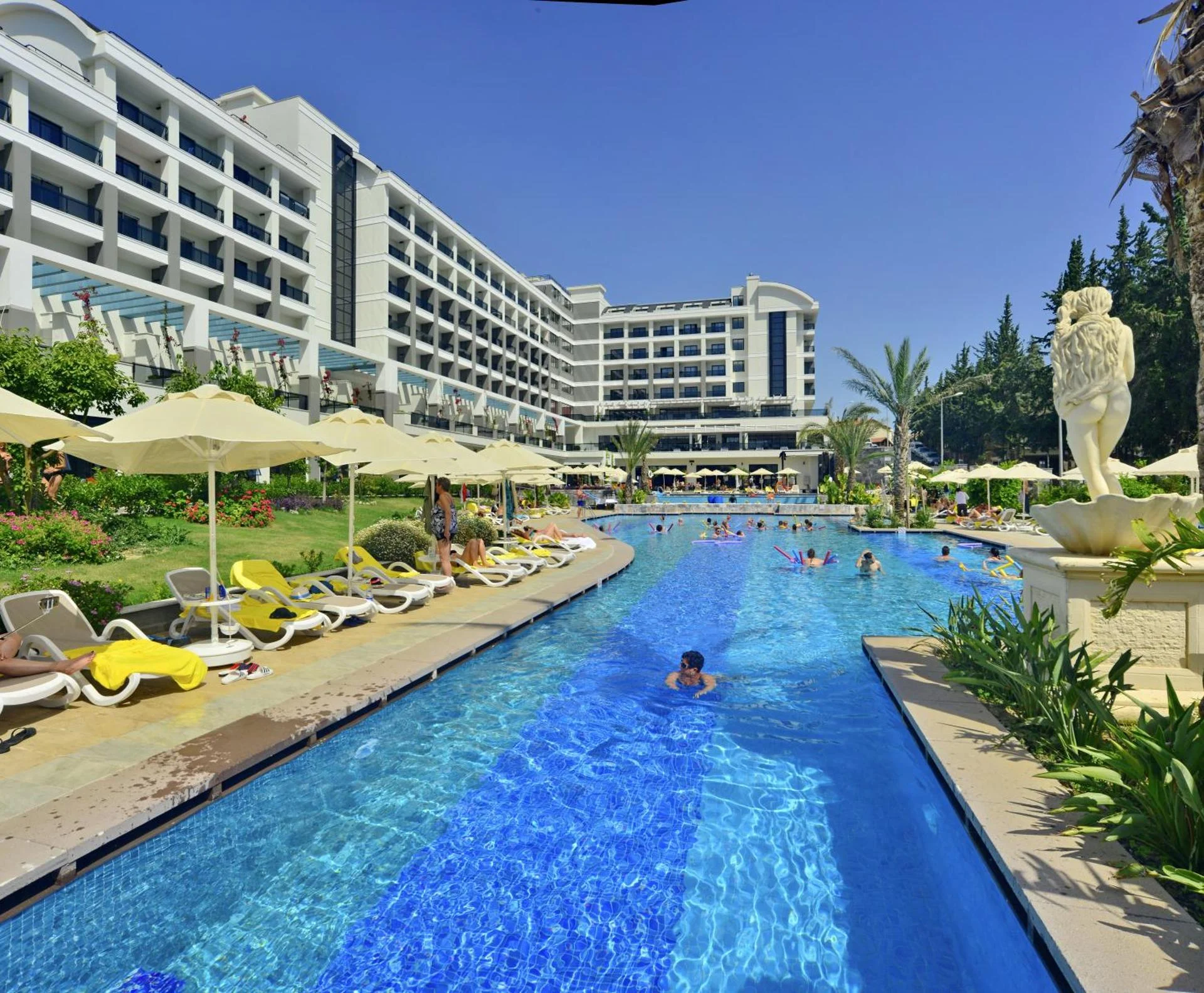 Pushime Romantike – Seaden Valentine Resort & Spa
