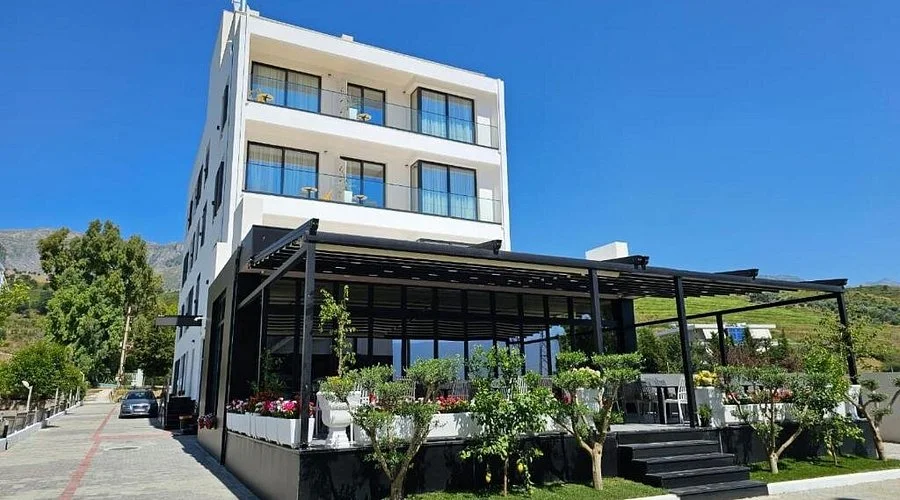 KAAN Hotel, Radhimë