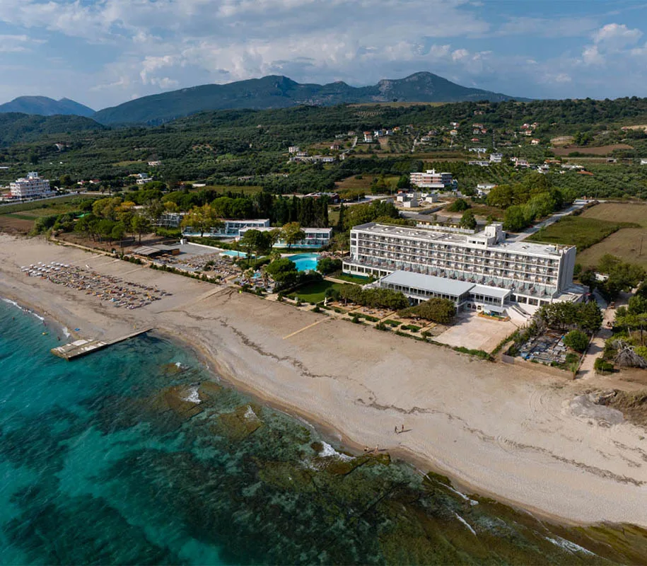 Ninos Grand Beach Resort, Greqi