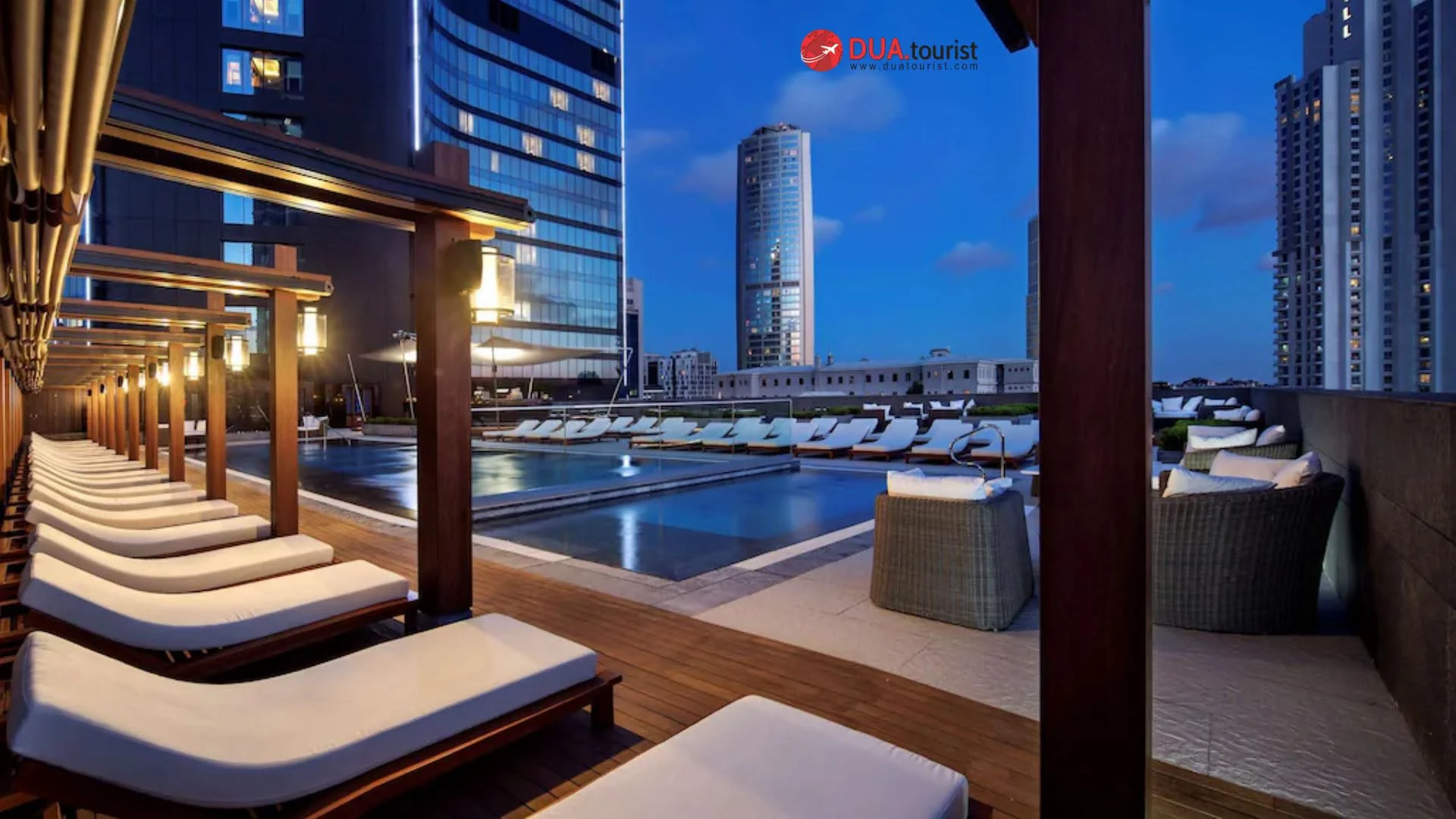 Hilton Istanbul Bomonti, Stamboll