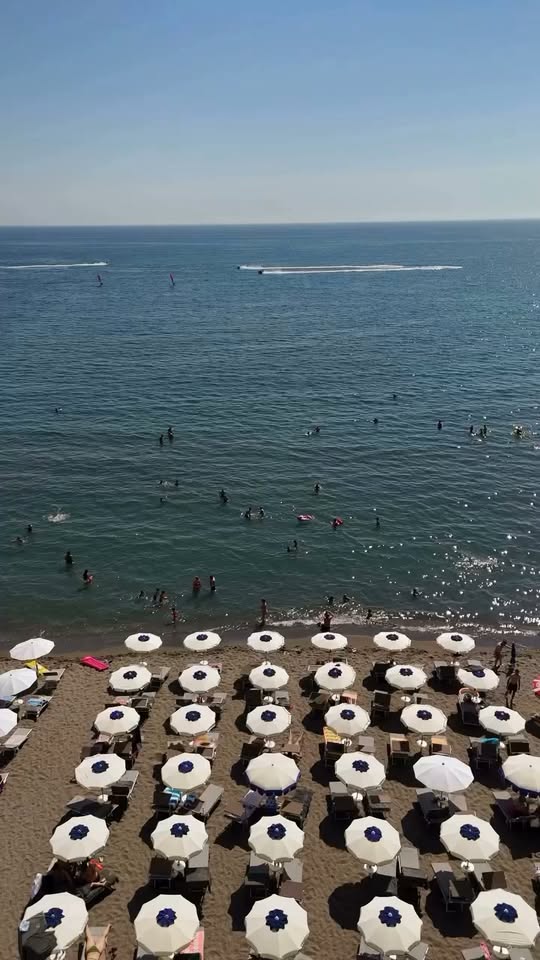 White Amfora Hotel, Rana e Hedhun